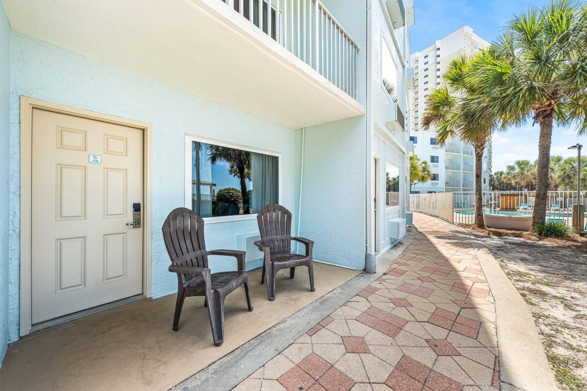 Boardwalk Hotel