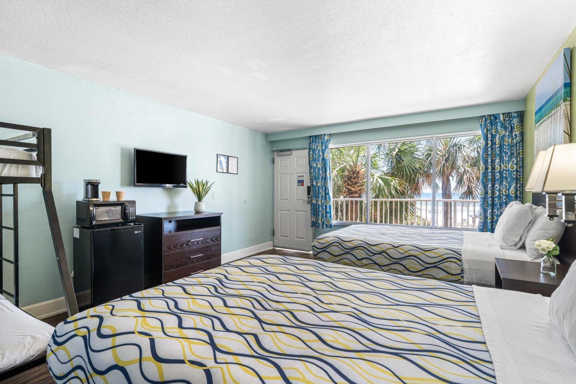 Boardwalk Hotel